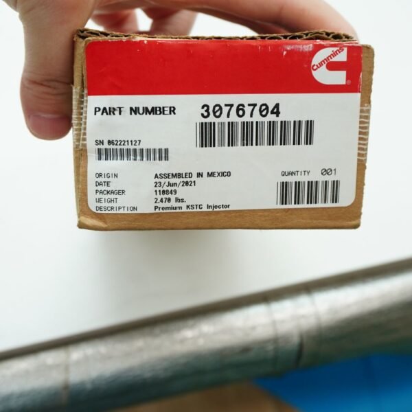 3076704--Cummins-Injector--2