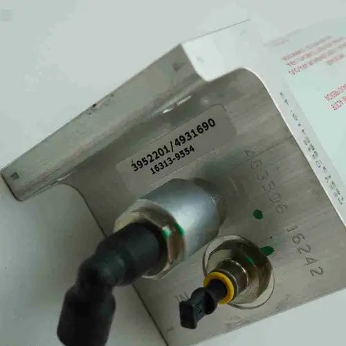 3976834 ISB QSB Belt Tensioner - Image 6