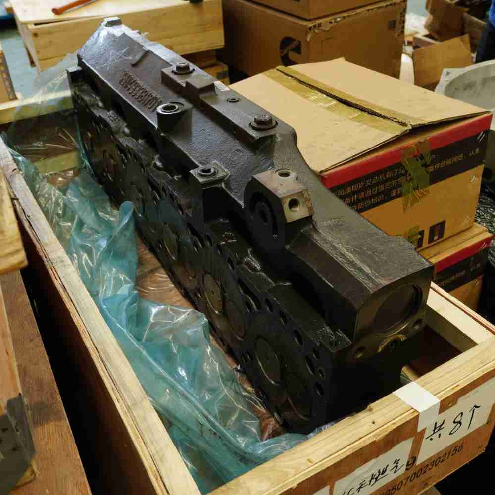 3921247 4933817 4940658 6CT Cylinder Head Assembly - Image 3