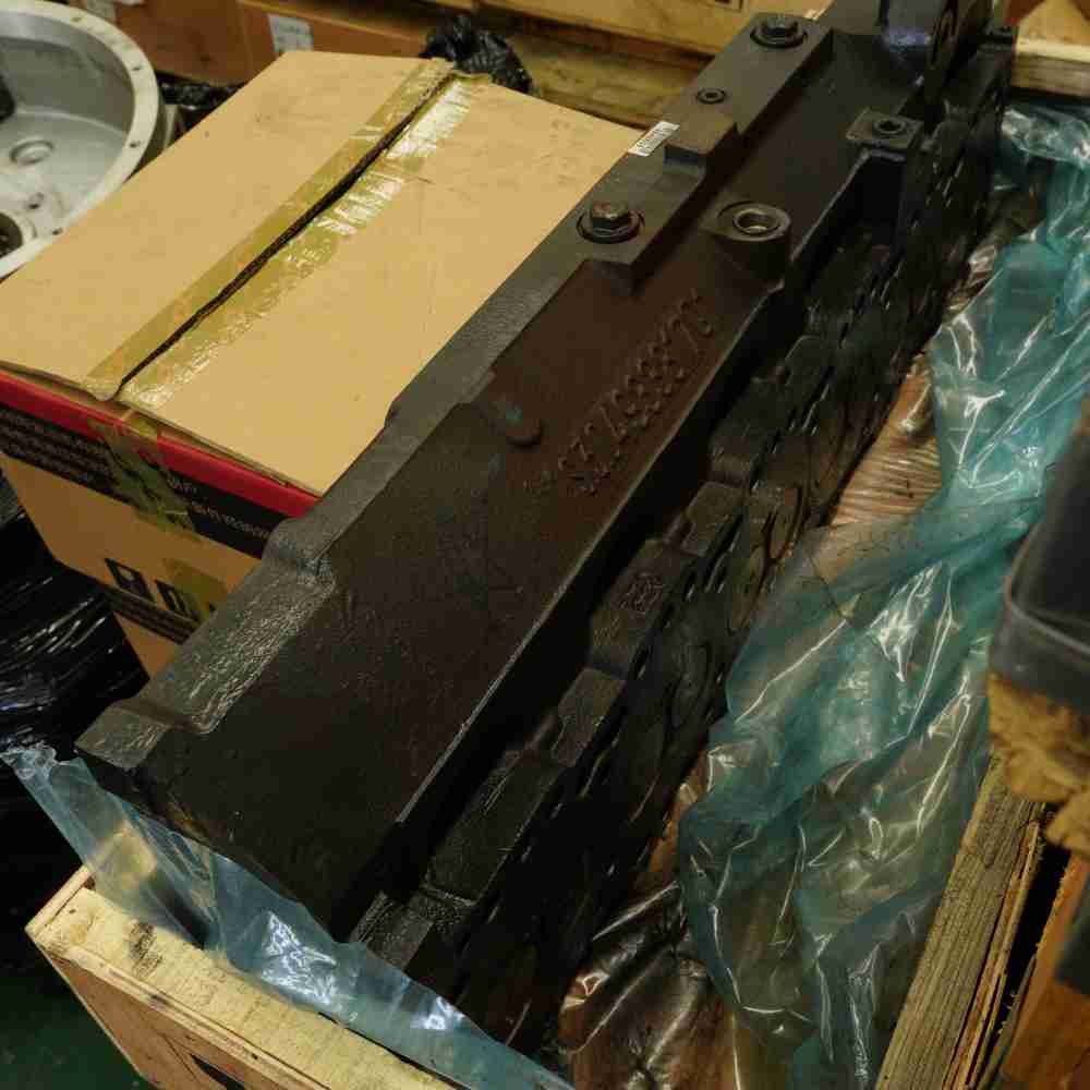 3921247 4933817 4940658 6CT Cylinder Head Assembly - Image 4
