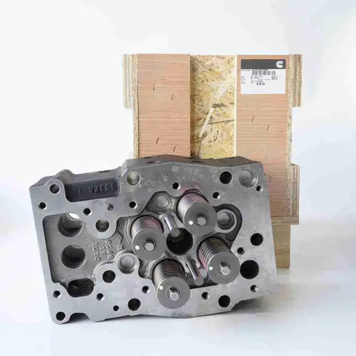 5372431 3649048 3642930 3649047 Cylinder Head - Image 2