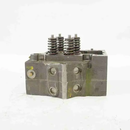 5538438 3647149 4313888 5371844 Cylinder Head - Image 2