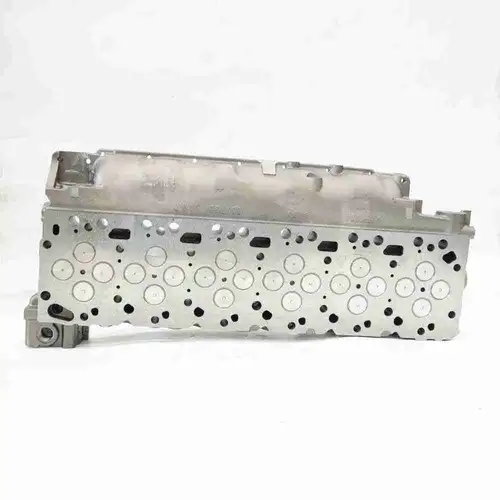 5361593 5364892 4936081 ISB6.7 Cylinder Head - Image 3