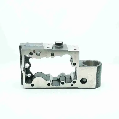 4100827 3648222 3650897 QSK60 Rocker Housing - Image 4