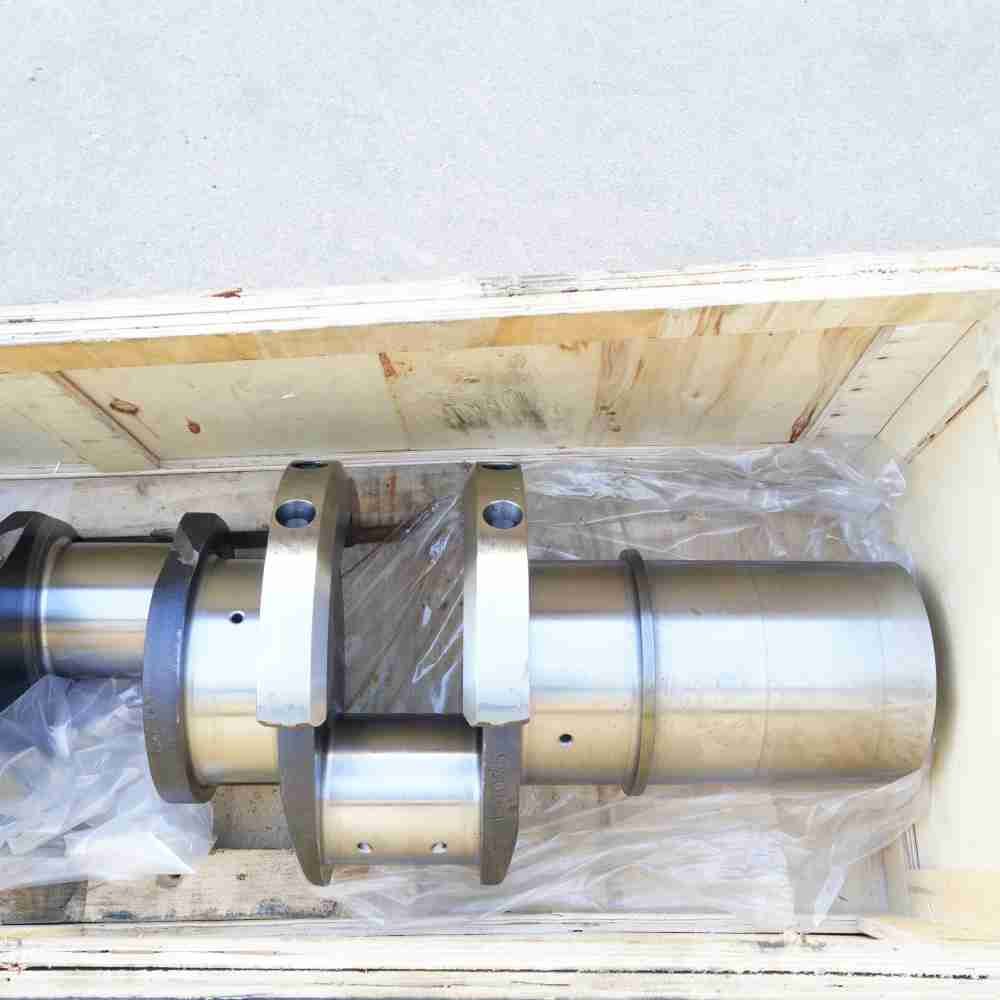 5375374 3647087 3089796 3331922 Crankshaft - Image 3