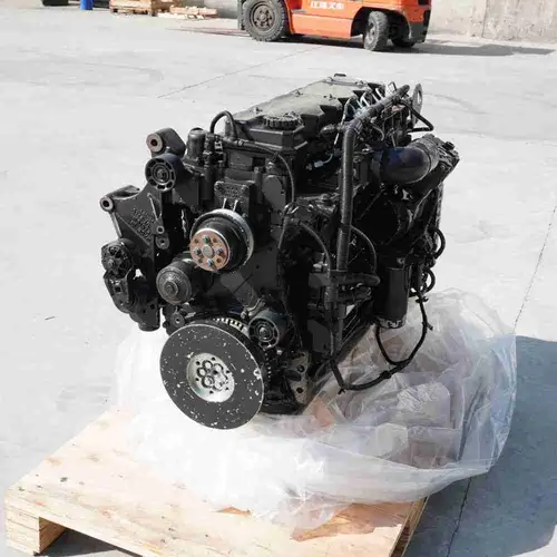 21821253 ISB5.9 Engine Assembly - Image 6