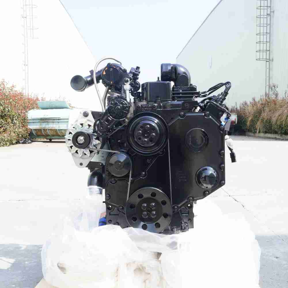 4BTAA3.9-C125 Engine Assembly - Image 4