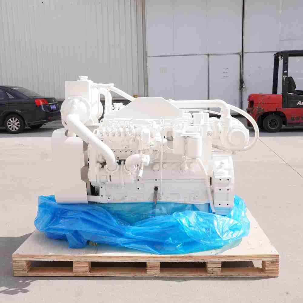 6BTA5.9-M Marine Engine - Image 3