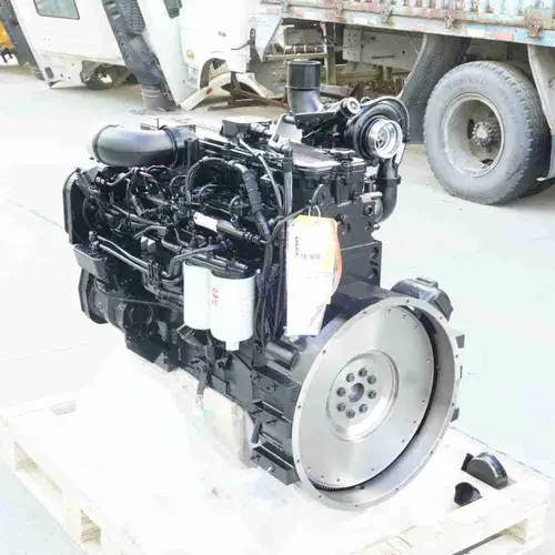 93360415 QSL9-C260-30 QSL9 Engine Assembly - Image 8