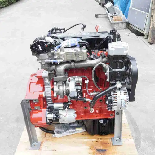 ISF3.8S4154 Engine Assembly - Image 11