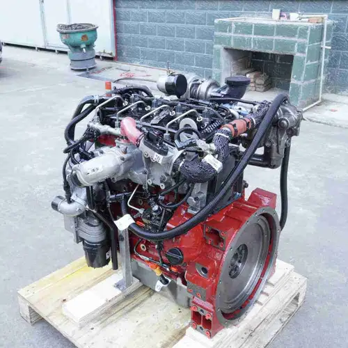 QSF2.8T4TC72L QSF2.8 Engine Assembly - Image 9