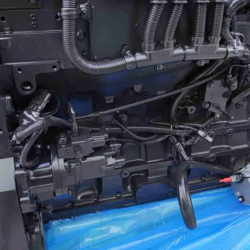 QSM11-C300 Engine Assembly - Image 14