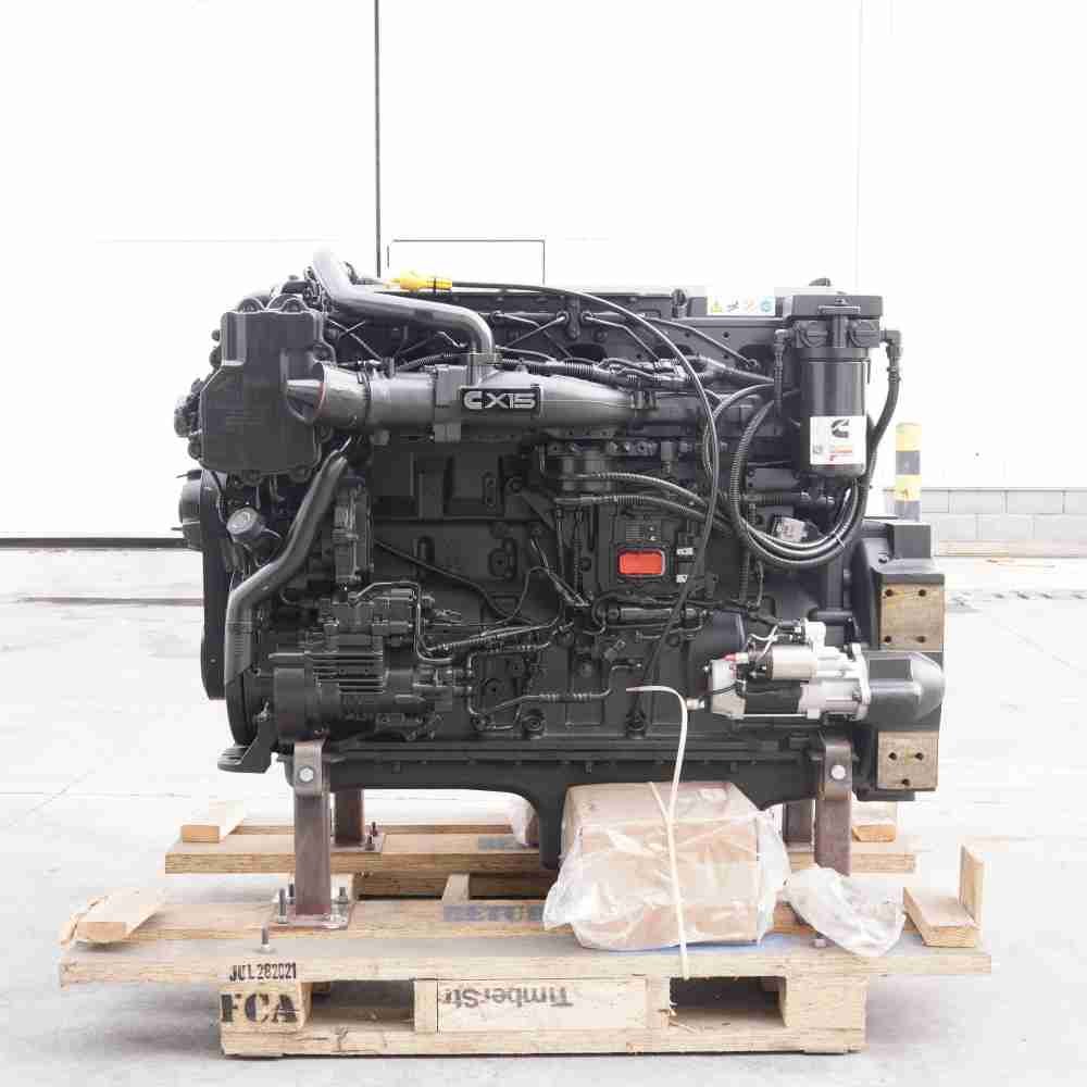 QSX15-C550 Engine Assembly - Image 2