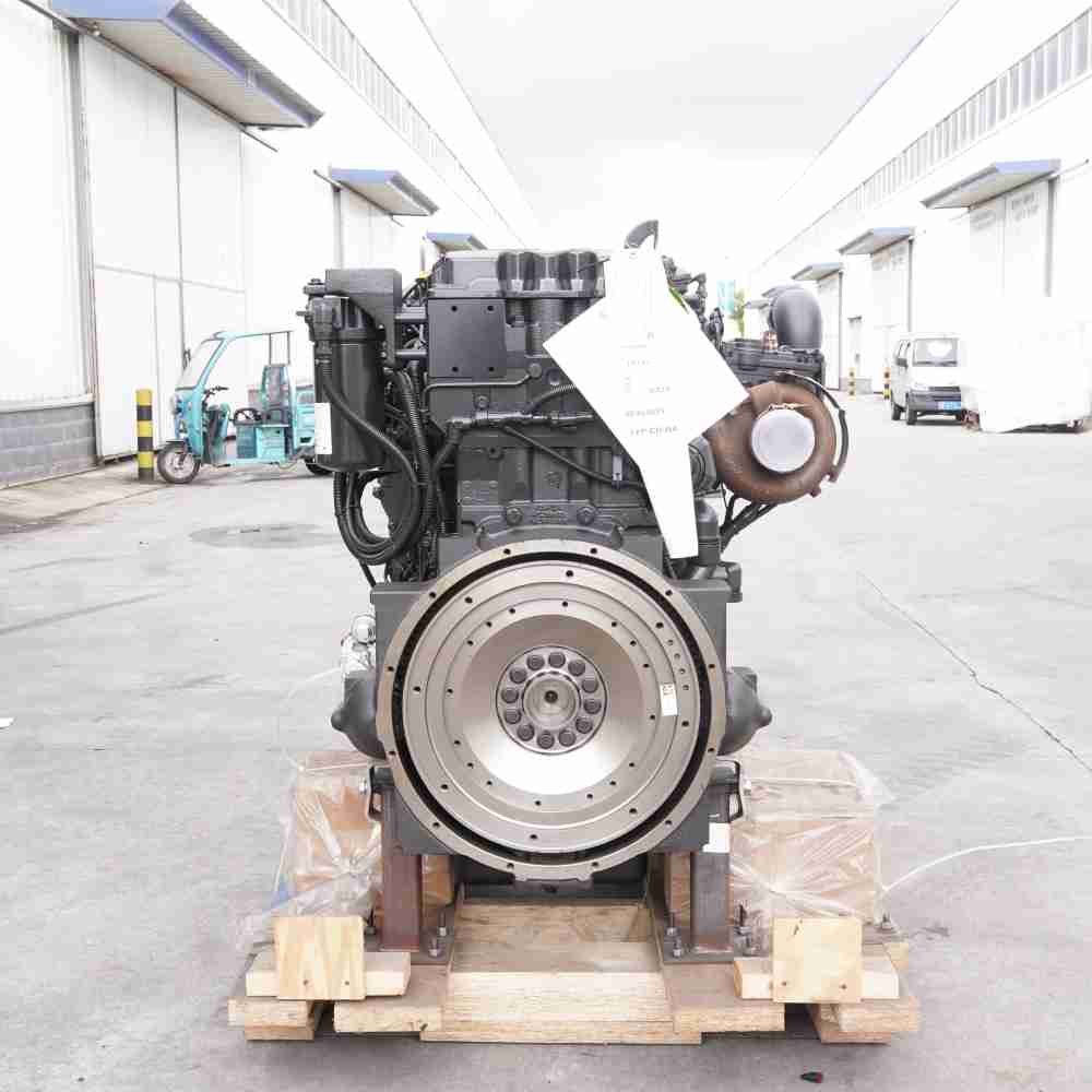 QSX15-C550 Engine Assembly - Image 3