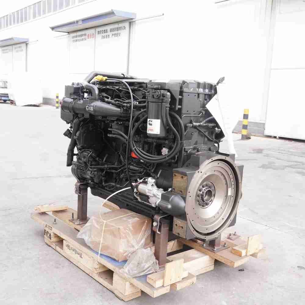 QSX15-C550 Engine Assembly - Image 5