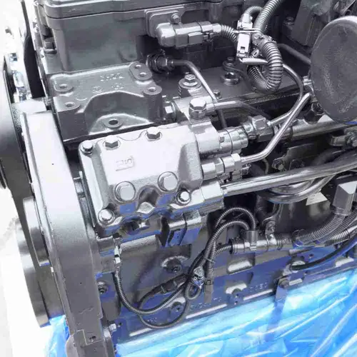 SAA6D114E-3 D65PX 发动机总成 Engine Assembly - Image 12