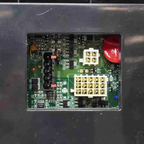 0300-6315-02 HMI320 PCC3.3 控制器 Controller - Image 5