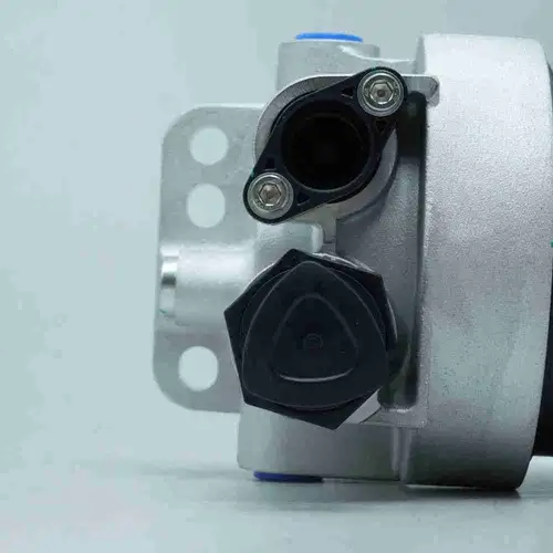 5620676 5523768 Fuel Water Separator Assembly - Image 9
