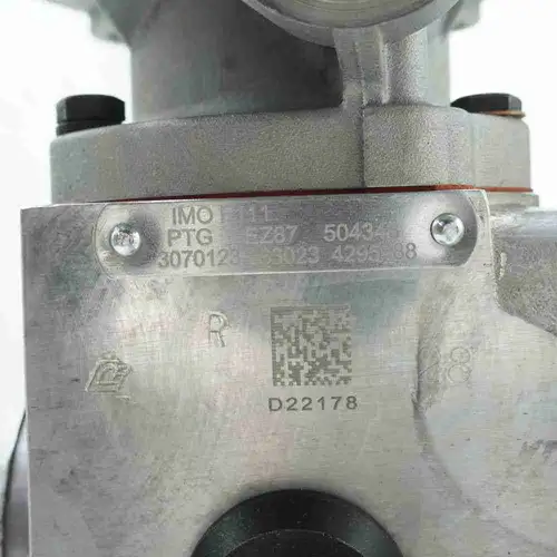 3070123 4295988 NT855 K19 Fuel Pump - Image 7