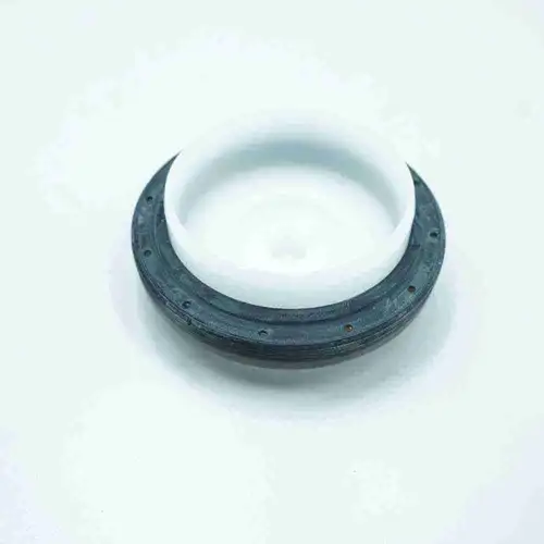 5265266 4980596 ISF2.8 QSF2.8 Front Crankshaft Oil Seal - Image 4