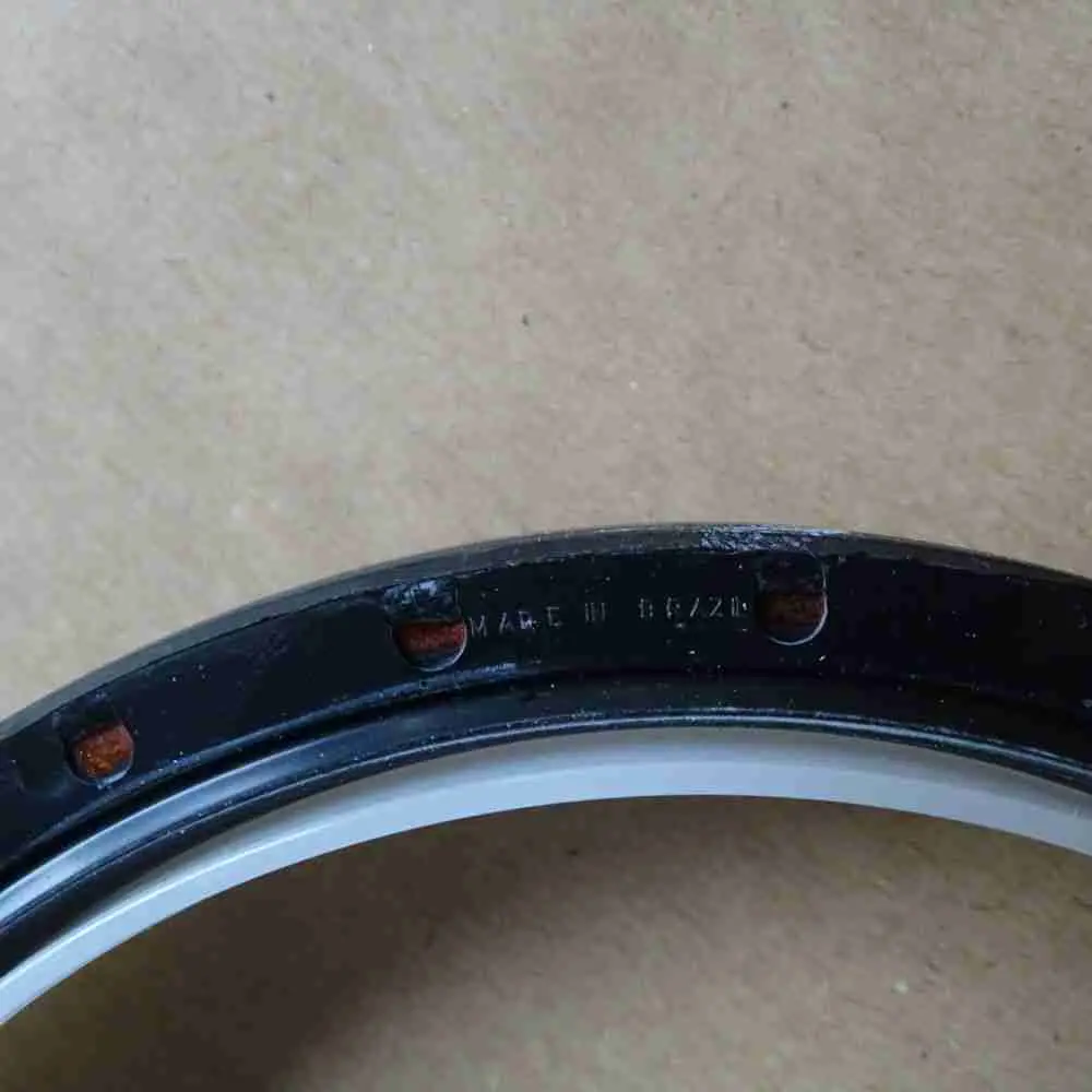 4089342 3934486 3970548 ISL Rear Crankshaft Oil Seal - Image 8