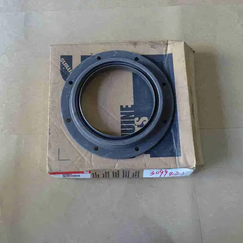 3099421 3160925 KTA19 QSK19 Rear Crankshaft Oil Seal - Image 3