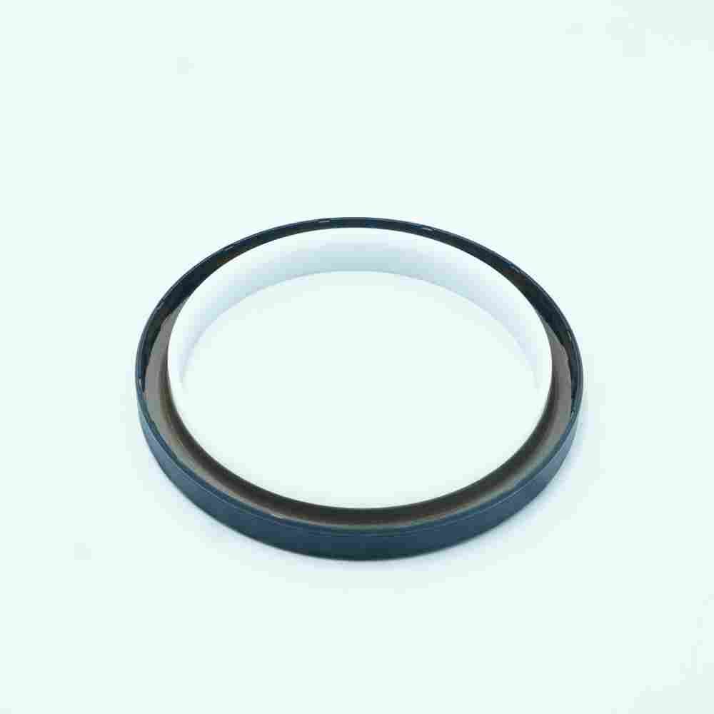 3968563 Rear Crankshaft Oil Seal - Image 2