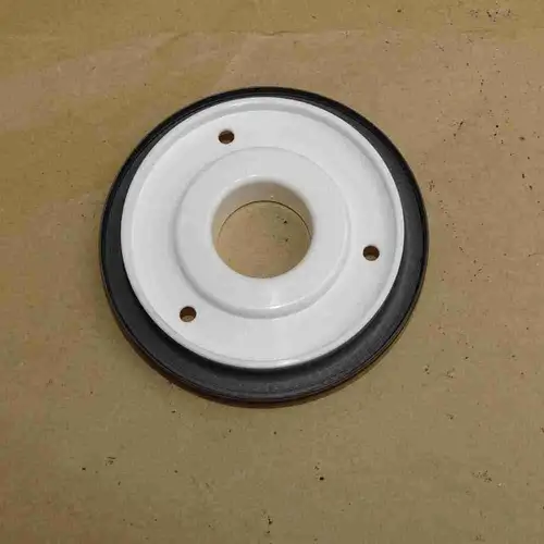 3695722 3693459 ISG QSG Front Crankshaft Oil Seal - Image 3