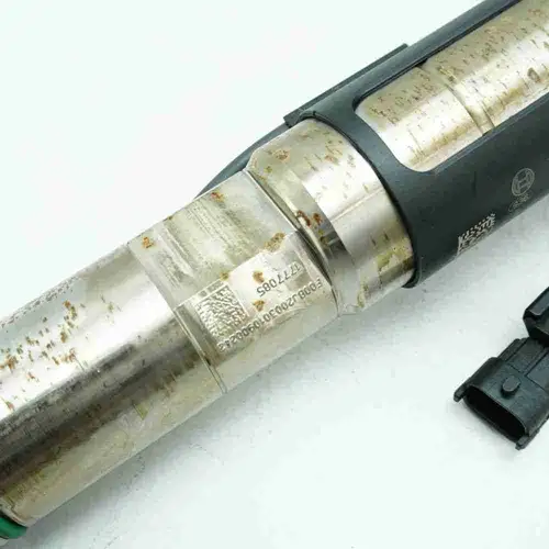 2882130 2881089 KTA19 QSK Injector - Image 8