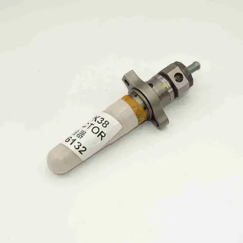 3076132 KTA19 K38 K50 Injector - Image 5