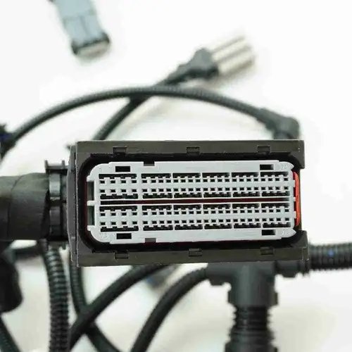 3054218 NT855 K19 K38 Injector - Image 3