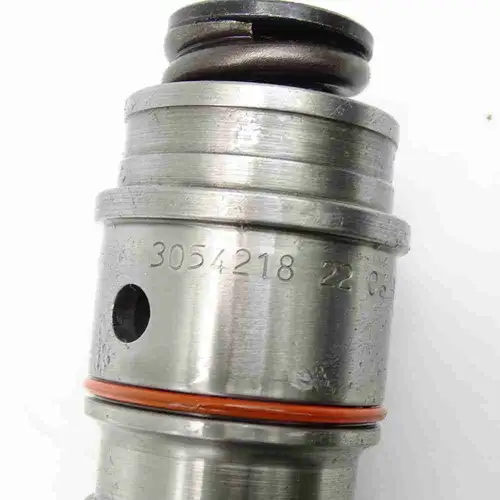 3054218 NT855 K19 K38 Injector - Image 10