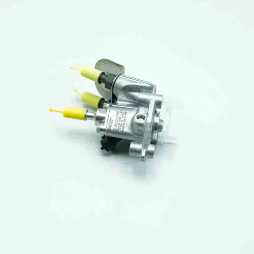 5305254 QSF3.8 Urea Dosing Nozzle - Image 4