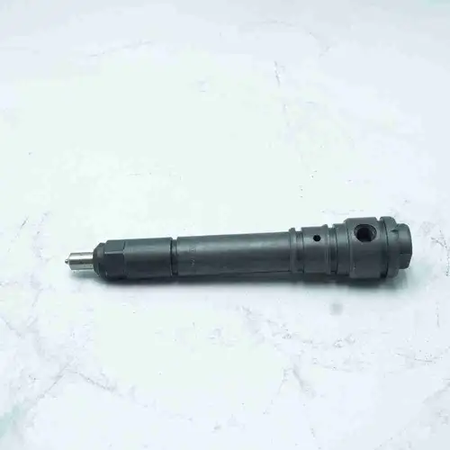 4025284 3093415 3092023 QST30 Injector - Image 3