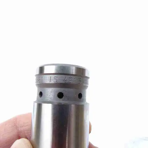 3075381 NT855 K19 K38 Injector - Image 10