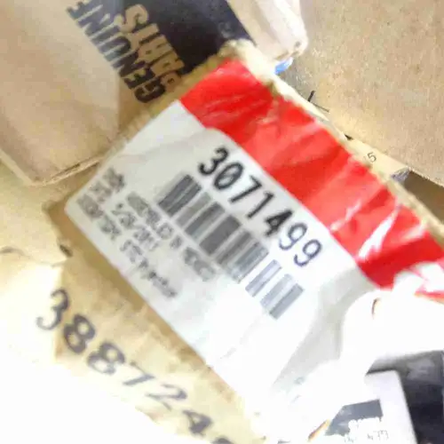 3071499 3066958 NT855 K19 Injector - Image 10