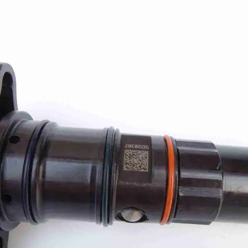 3076703 3279719 NT855 K19 Injector - Image 6