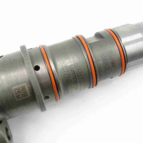 3077760 KTA19 K38 K50 Injector - Image 10