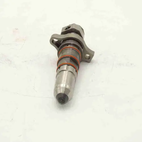 3095773 NT855 K19 K38 Injector - Image 3