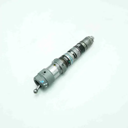 4326780 4088427 4087893 QSK45 Injector - Image 4