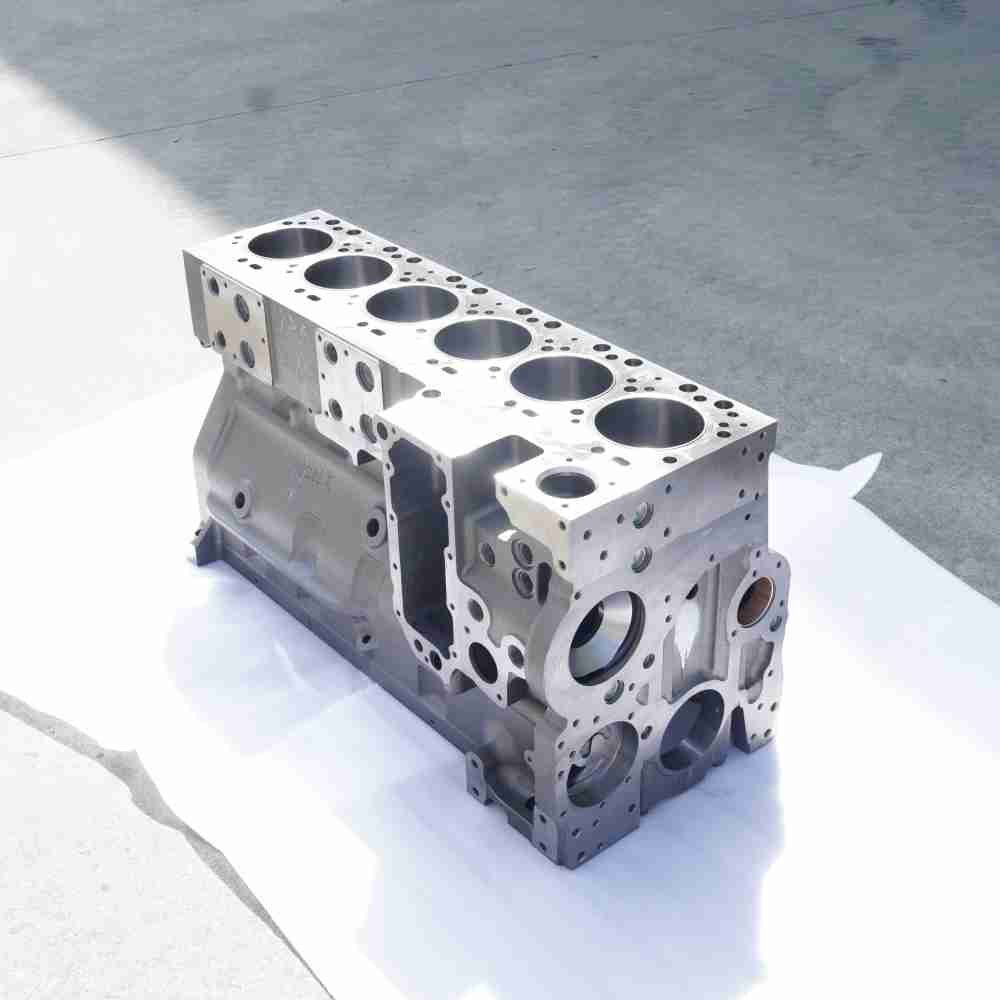 5662123 ISL QSL L9 Cylinder Block - Image 2