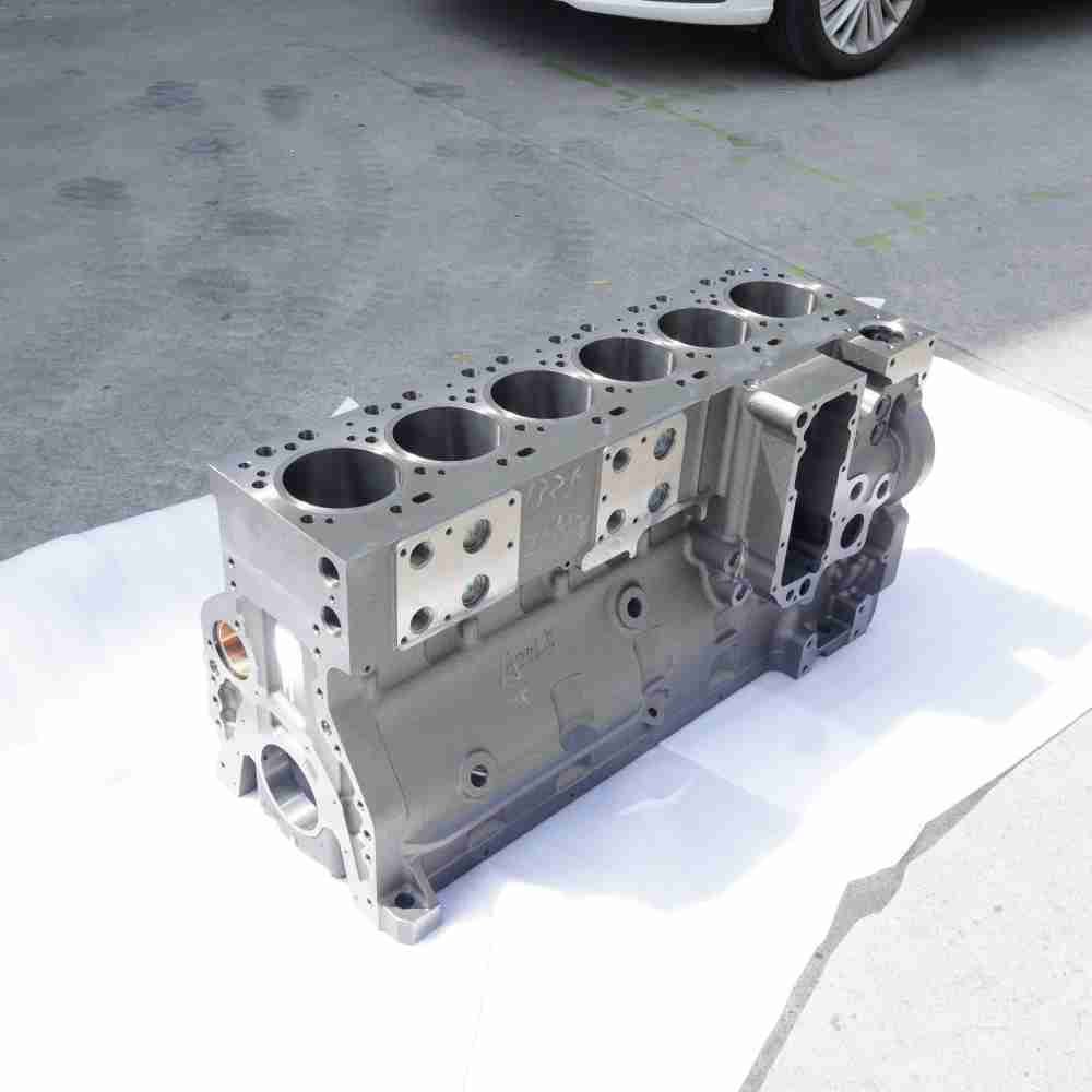 5662123 ISL QSL L9 Cylinder Block - Image 6
