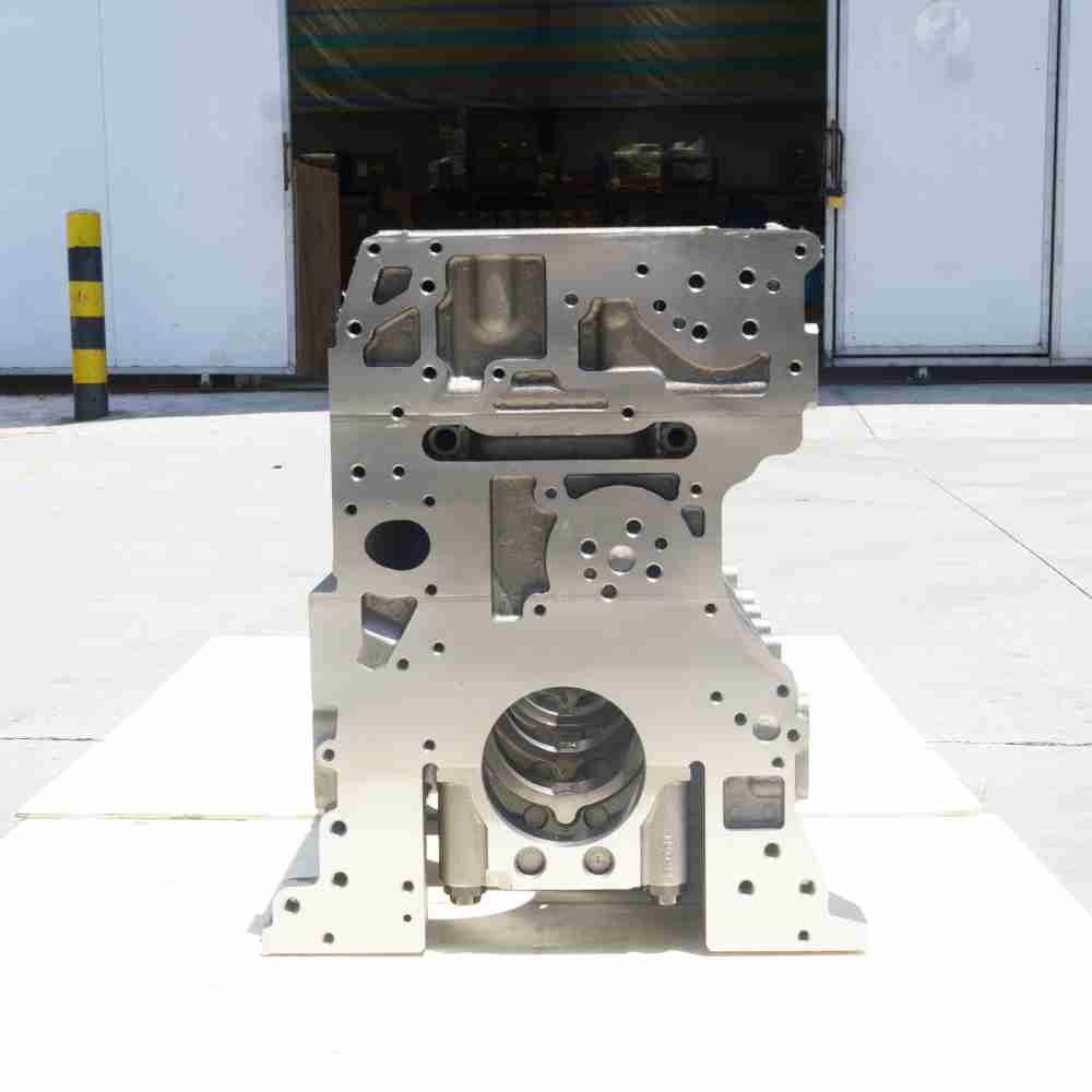 5693740 5633494 5633349 4376170 Cylinder Block - Image 2