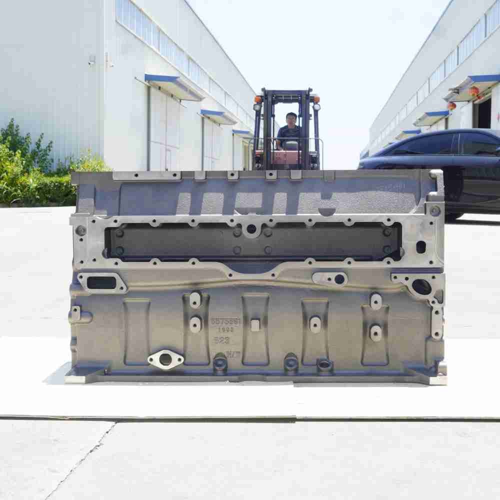 5693740 5633494 5633349 4376170 Cylinder Block - Image 3