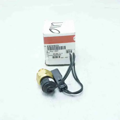 4924925 QSK QST Pressure Sensor - Image 2