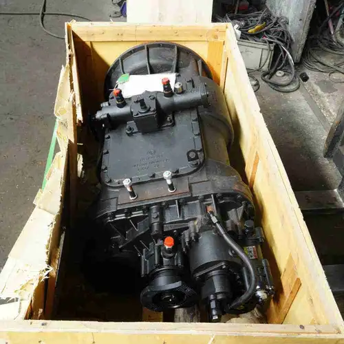 法士特 取力器 型号 8DS260 QH70I 速比 0.67 Diesel Engine Part - Image 2