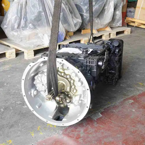 ZF ECOSPLIT 3 manual transmission 16S221IT Diesel Engine Part - Image 3