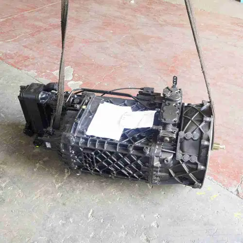 ZF ECOSPLIT 3 manual transmission 16S221IT Diesel Engine Part - Image 7