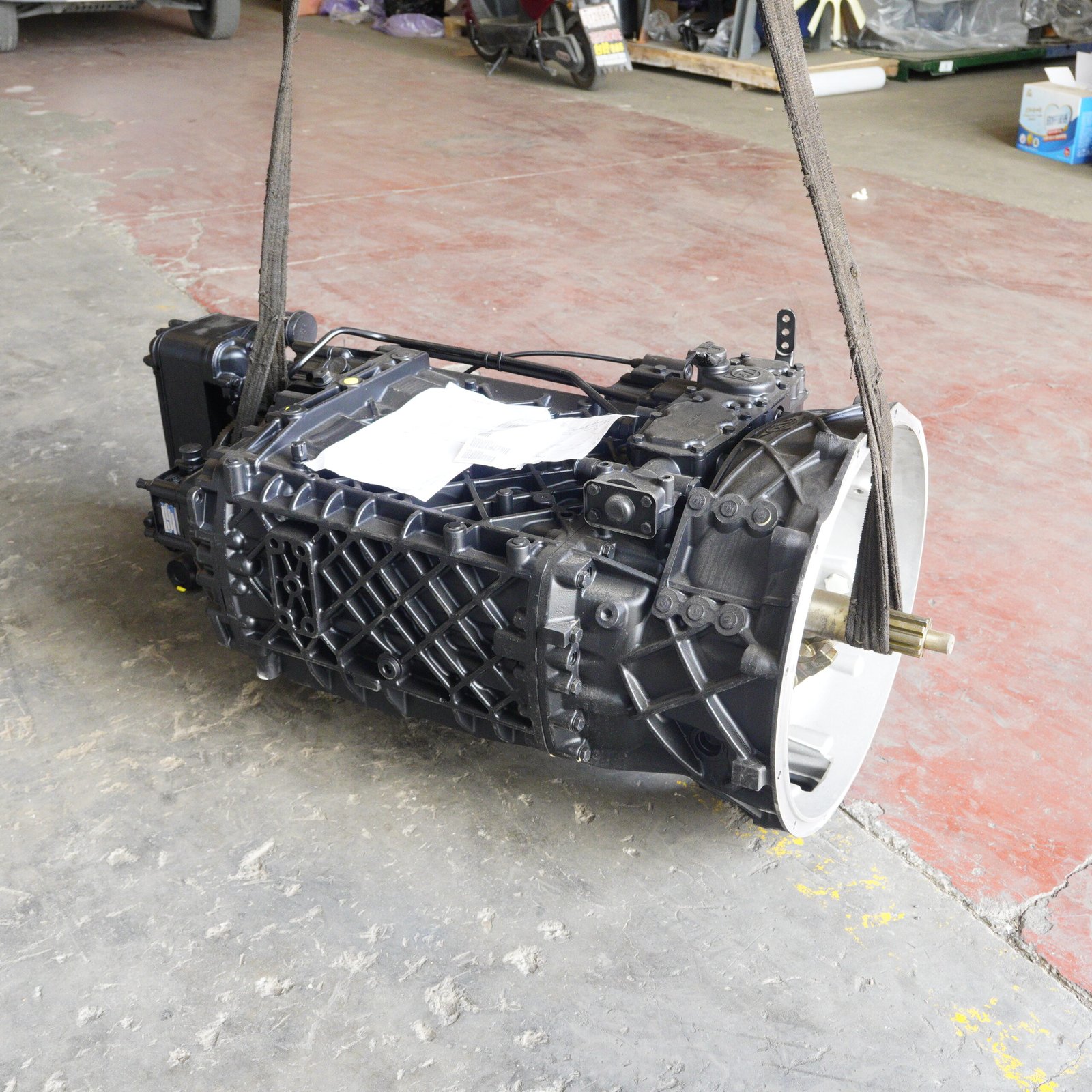 采埃孚 ZF ECOSPLIT 3 manual transmission 16S221IT Diesel Engine Part - Image 2