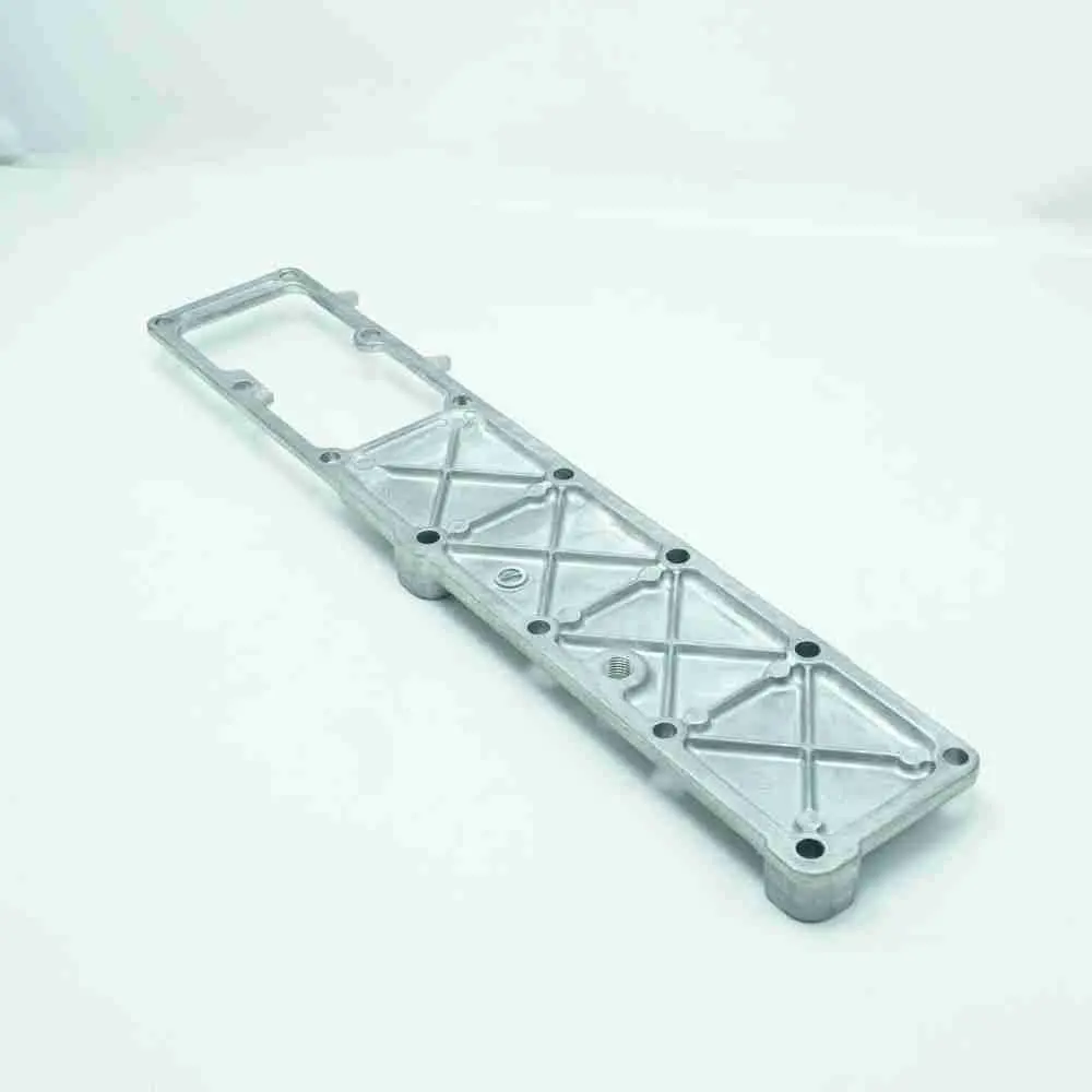 3864483 ISB QSB QSB6.7 Intake Manifold Cover - Image 3